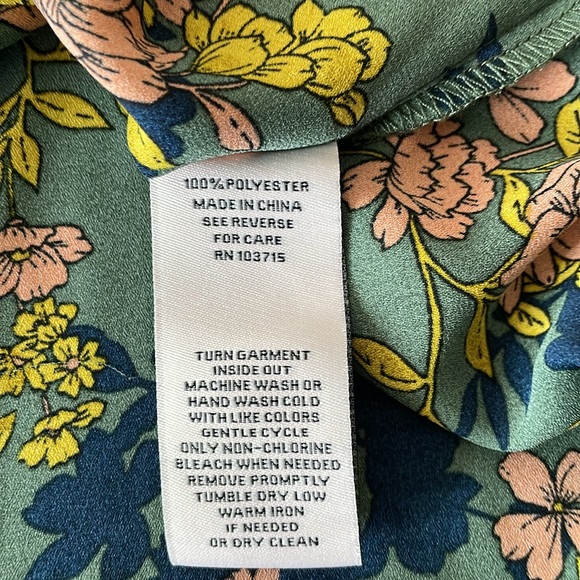 Nanette Lepore Pintuck Floral Button Up Size S - Picture 5 of 7